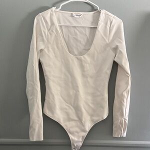 Good American Cream Scoop Neck Bodysuit